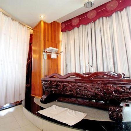 Orient Hotel Дананг Екстер'єр фото