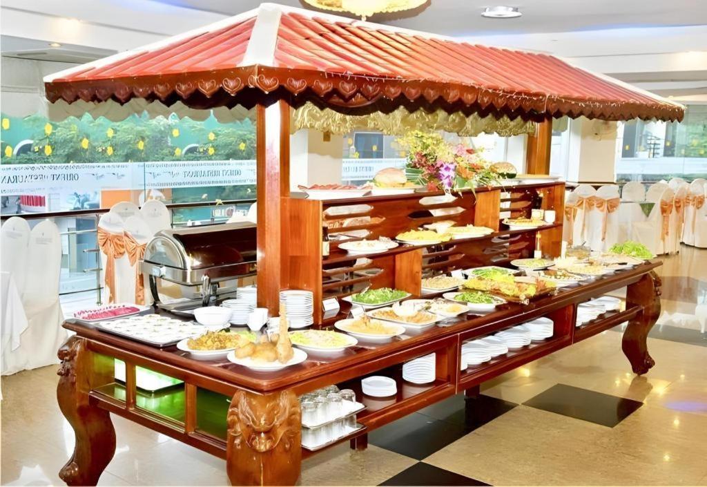 Orient Hotel Дананг Екстер'єр фото